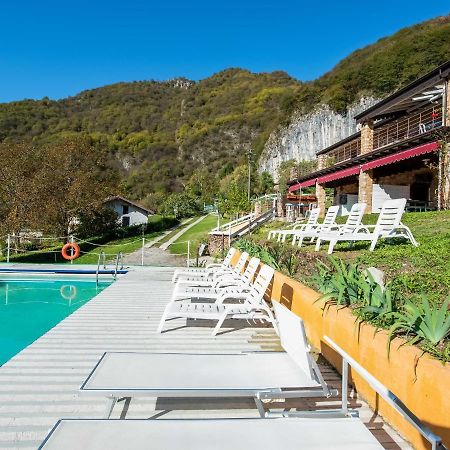 Cozy Chalet at Marone Lake Lombardy with Pool Zewnętrze zdjęcie