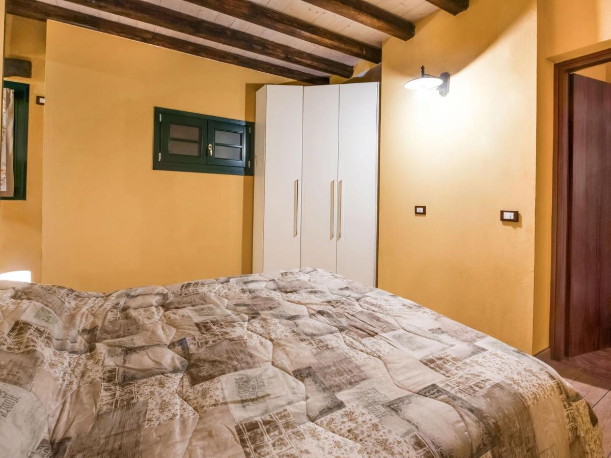 Cozy Chalet at Marone Lake Lombardy with Pool Zewnętrze zdjęcie