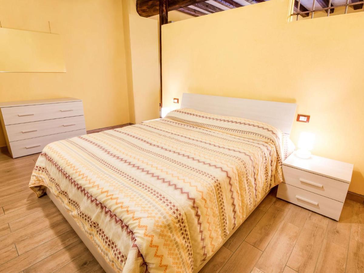 Cozy Chalet at Marone Lake Lombardy with Pool Zewnętrze zdjęcie
